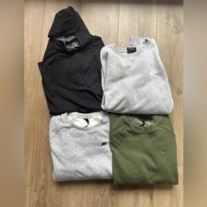 Bundle of 4 Workout Sweatshirts Men’s Large